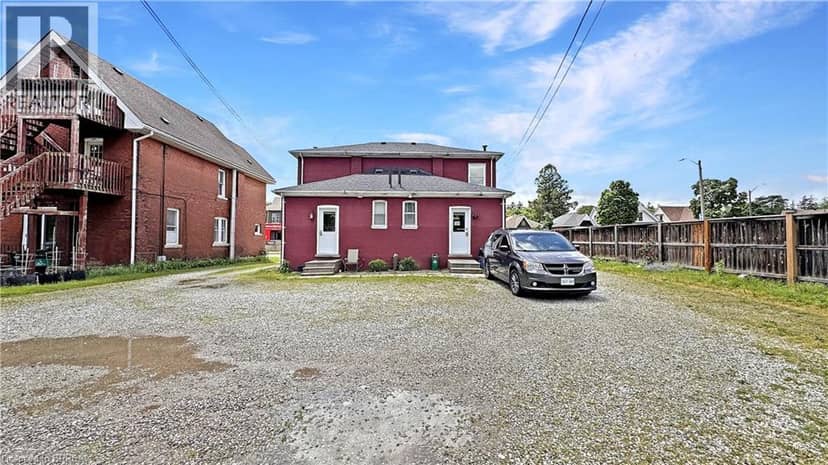 273-275 BRANT Avenue — photo 4 of 39