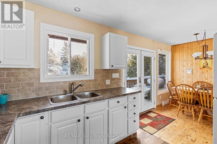 798 Dorcas Bay Road — photo 15 of 40