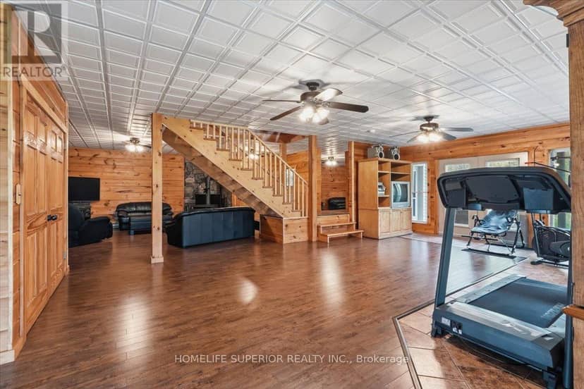 1513 Cordova Road — photo 10 of 40