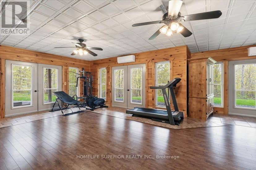 1513 Cordova Road — photo 11 of 40
