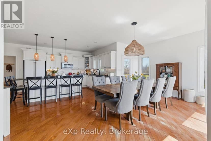 138430 112 Grey Road — photo 10 of 40
