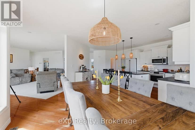 138430 112 Grey Road — photo 17 of 40