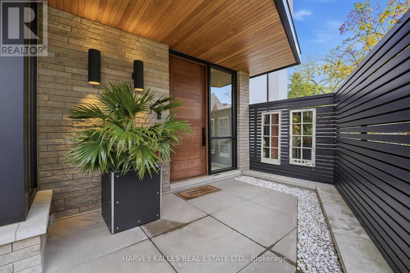 43 Hillholm Road — photo 3 of 38