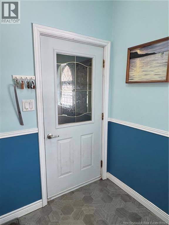 24 Mountain View Crescent — photo 16 of 40