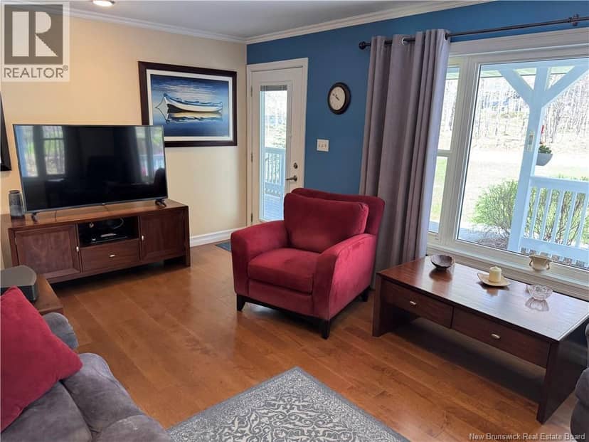 24 Mountain View Crescent — photo 21 of 40