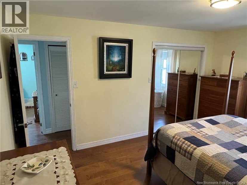 24 Mountain View Crescent — photo 31 of 40