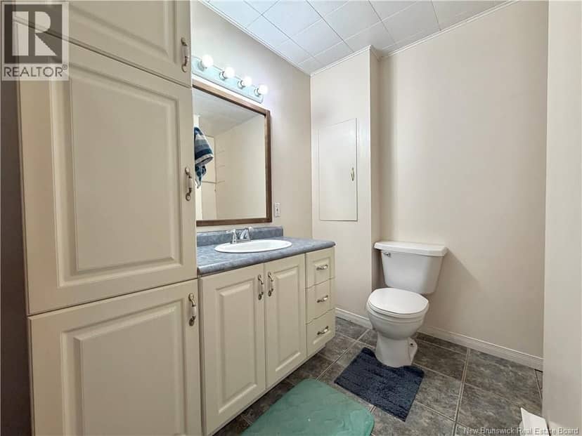 1585 Robertville — photo 16 of 25