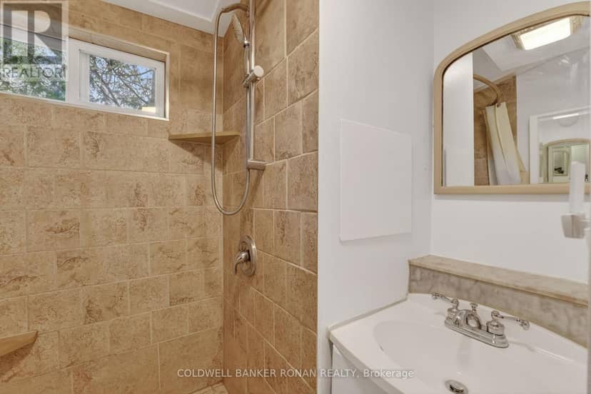 23 - 1007 Racoon Road — photo 20 of 39