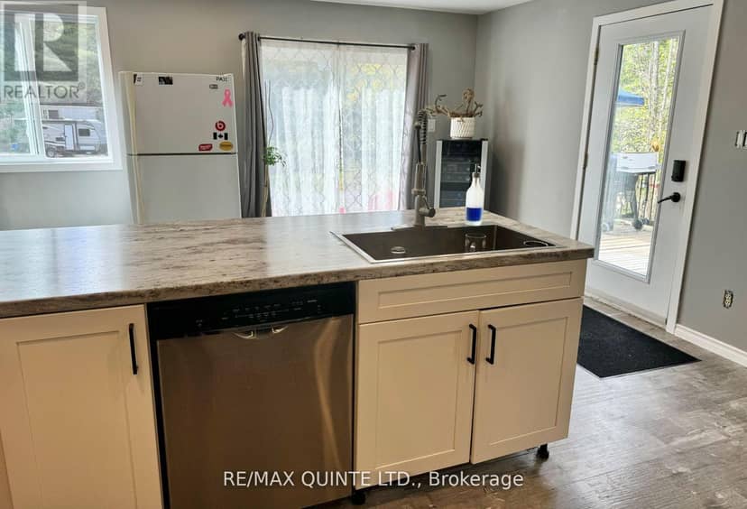 109006 Hwy 7 Highway — photo 11 of 34