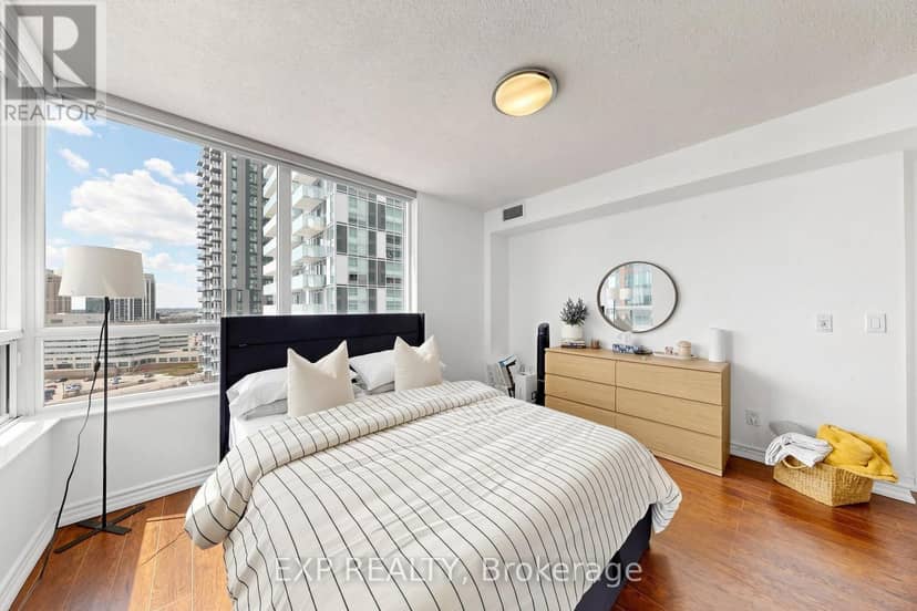 #1428 - 5233 Dundas Street W — photo 20 of 40
