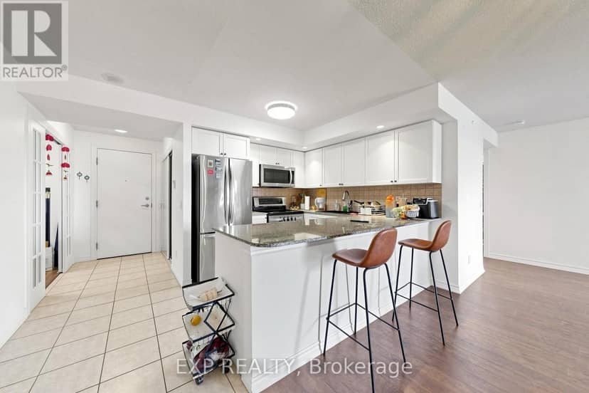 #1428 - 5233 Dundas Street W — photo 9 of 40