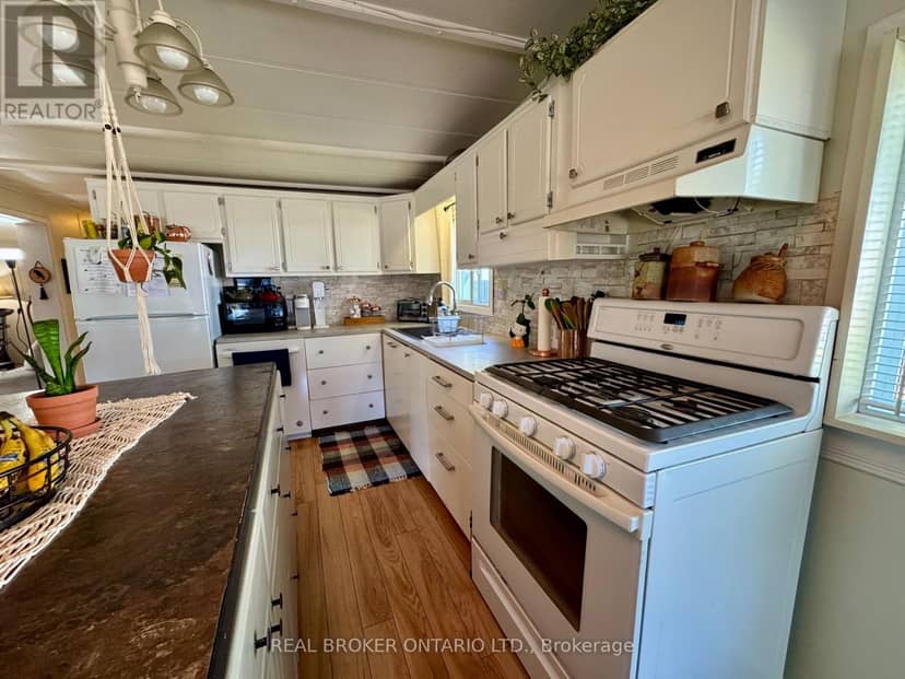 243 - 580 Beaver Creek Road, Waterloo, photo 6