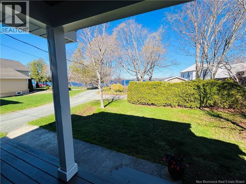 36 St. Patricks Drive — photo 8 of 39