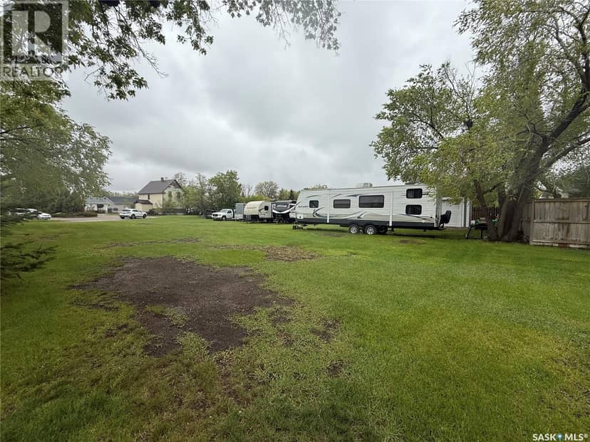 787 Hartney AVENUE, Weyburn, photo 2