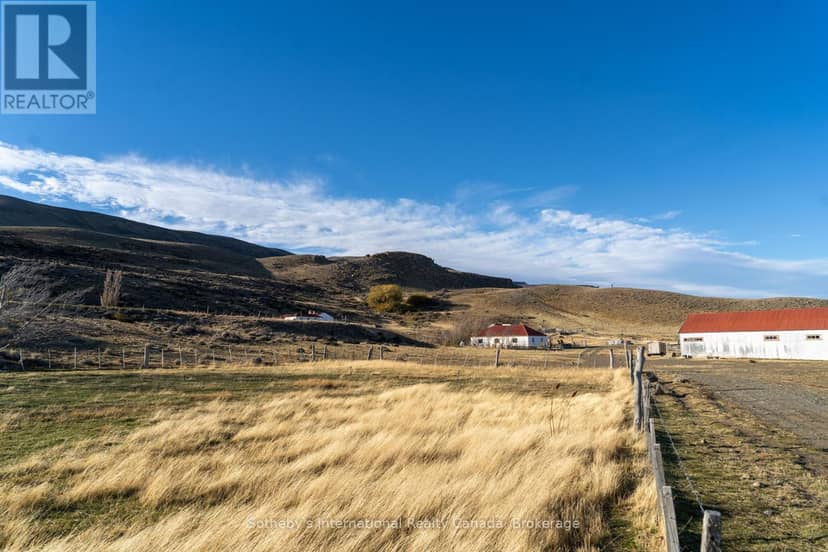 * Estancia Punta Del Lago * — photo 11 of 35