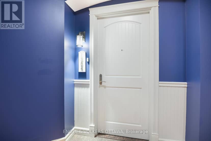 1504 - 15 St Andrew Street — photo 6 of 40