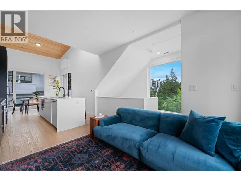 201 650 E 2ND STREET, North Vancouver, photo 7