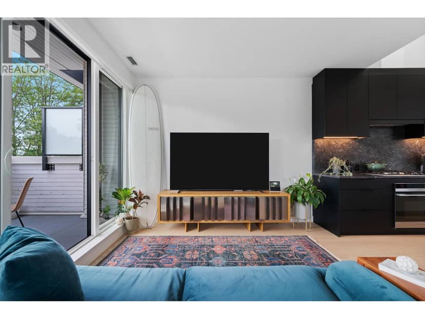 201 650 E 2ND STREET, North Vancouver, photo 3