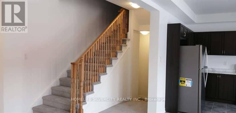 110 Werry Avenue — photo 7 of 16