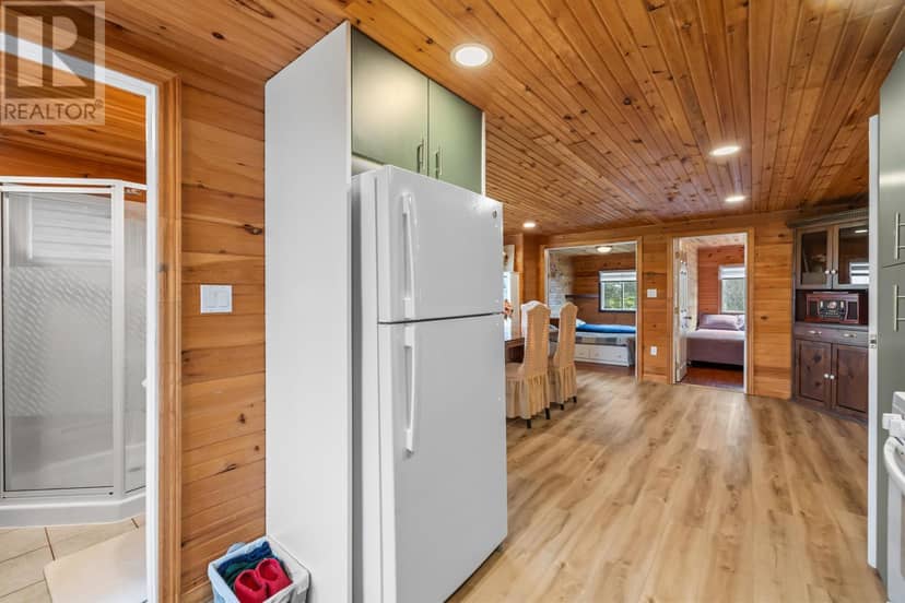 56 Spruce Lane, Wildharb, photo 7