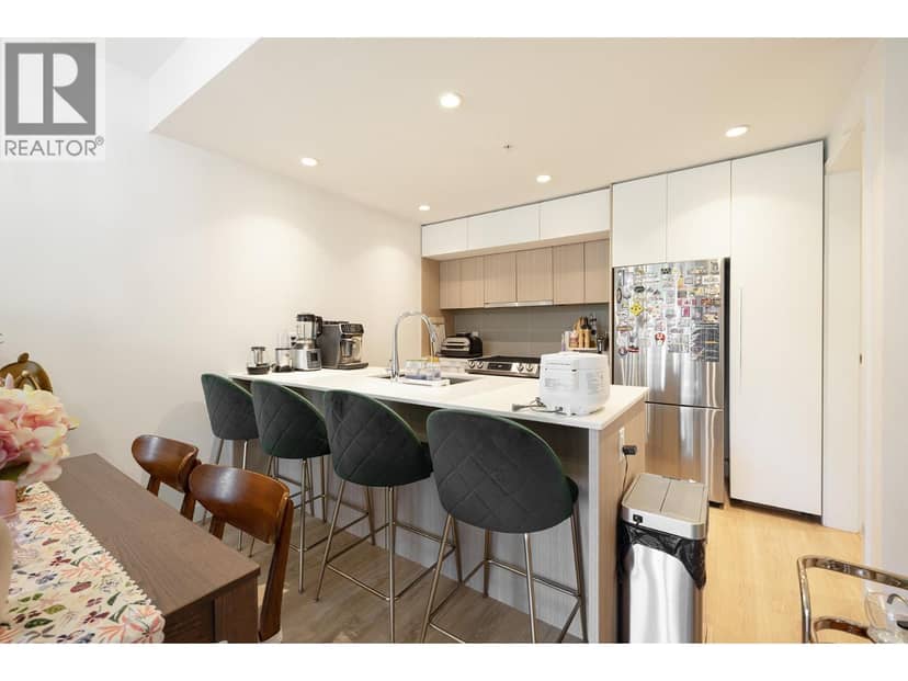 208 9888 UNIVERSITY CRESCENT, Burnaby, photo 5