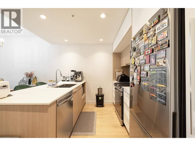 208 9888 UNIVERSITY CRESCENT, Burnaby, photo 6