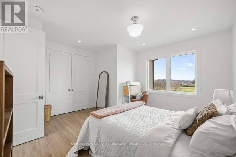 27 Vardon Drive — photo 33 of 40