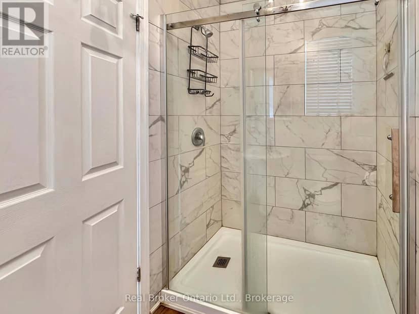 273 Brant Avenue — photo 15 of 25