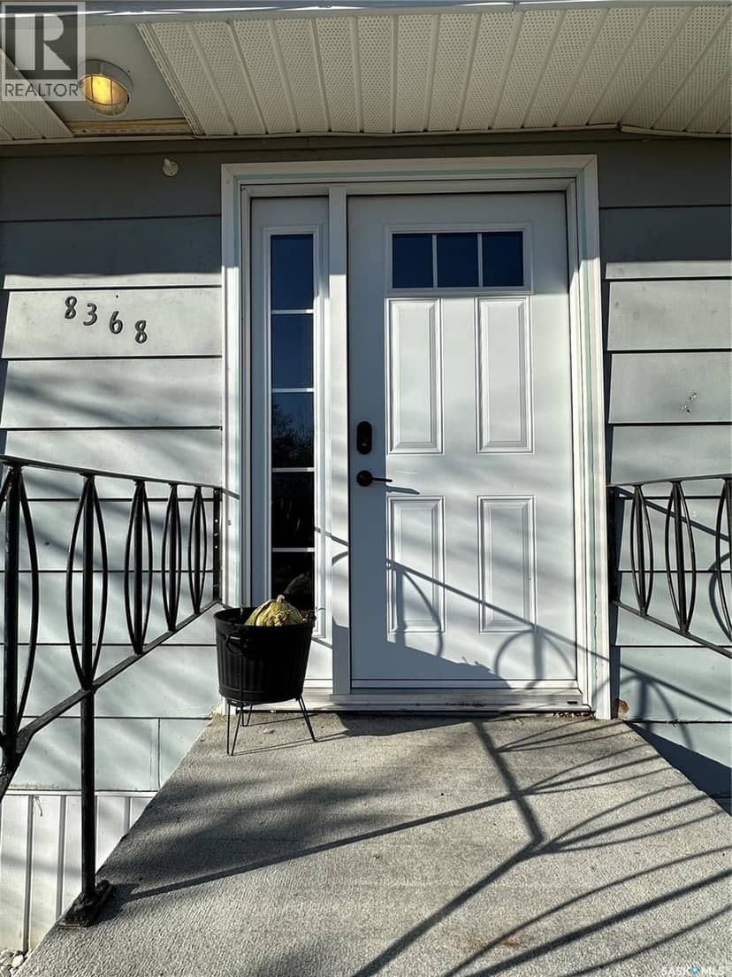 8368 Howard AVENUE — photo 27 of 27