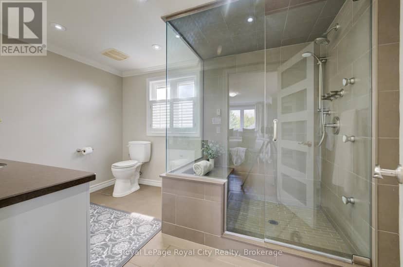 15 Joann Crescent — photo 27 of 40
