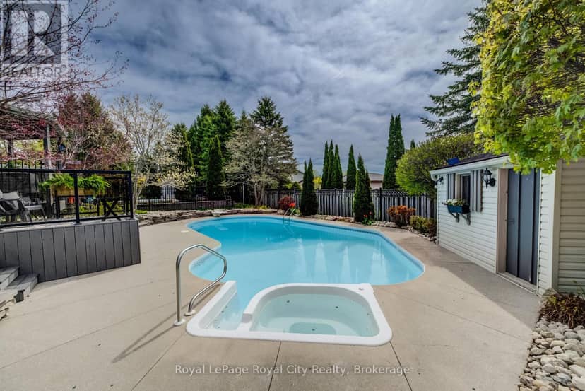 15 Joann Crescent — photo 40 of 40