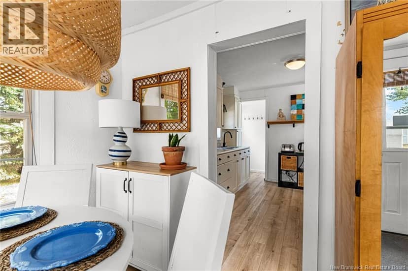 18 Pelican Avenue — photo 16 of 33