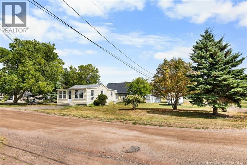 18 Pelican Avenue — photo 4 of 33