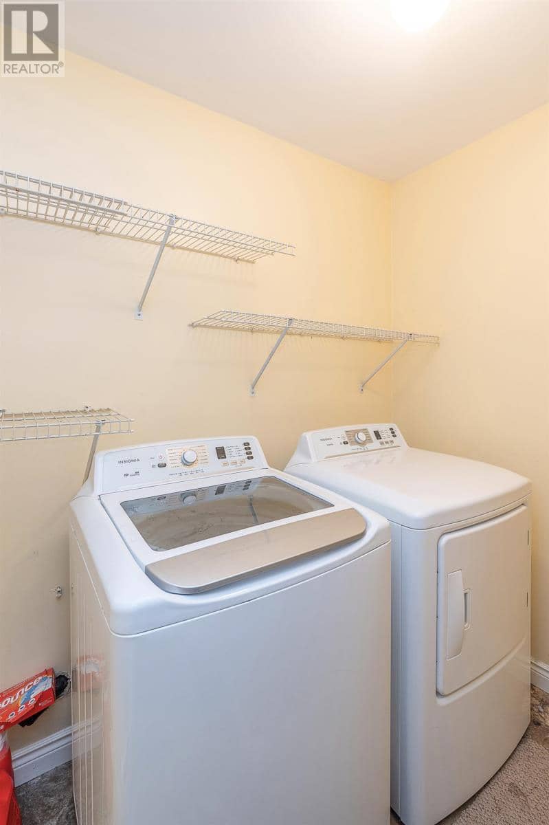 22 DOC BLANCHARD Crescent — photo 19 of 38