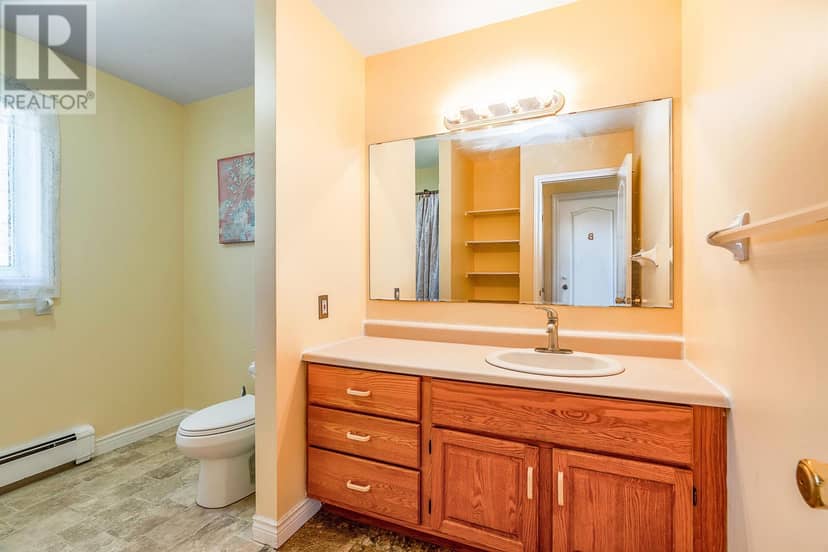 22 DOC BLANCHARD Crescent — photo 31 of 38