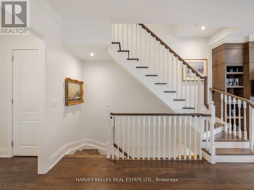 2460A Bayview Avenue — photo 24 of 40
