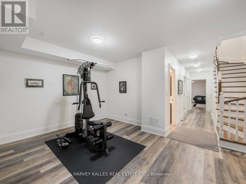 2460A Bayview Avenue — photo 36 of 40