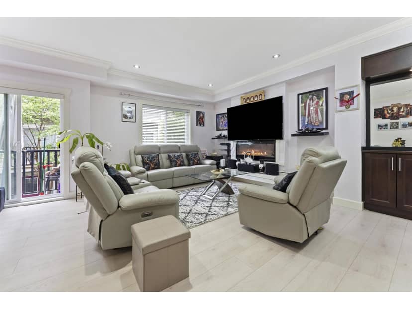 7 14338 103 AVENUE, Surrey, photo 8