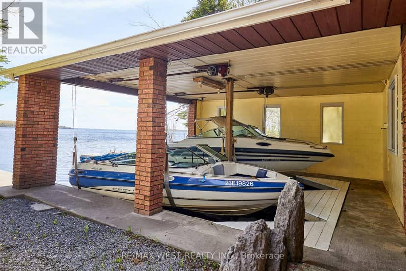 557 Riverside Drive — photo 9 of 23