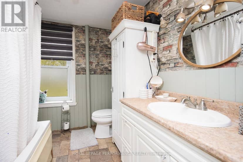 16615 Duff's Corners Road — photo 10 of 33