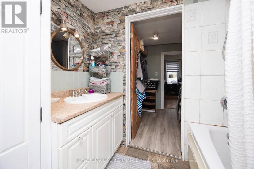 16615 Duff's Corners Road — photo 11 of 33