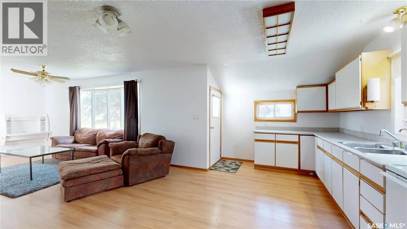 105 Pipestone AVENUE, Wawota, photo 6