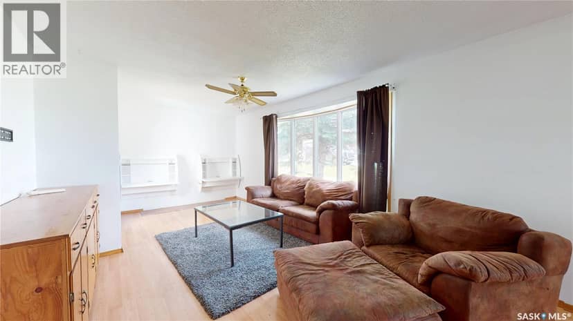 105 Pipestone AVENUE, Wawota, photo 8