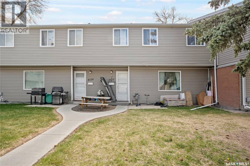4122 Castle ROAD, Regina
