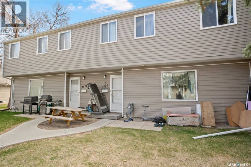 4122 Castle ROAD, Regina, photo 2