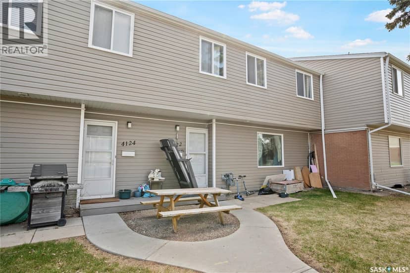 4122 Castle ROAD, Regina, photo 3