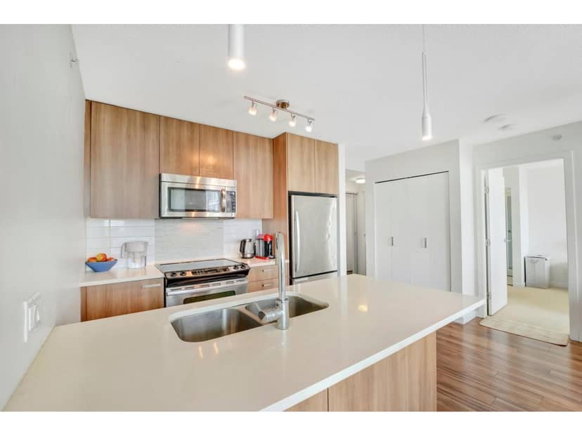 1808 13325 102A AVENUE, Surrey, photo 7