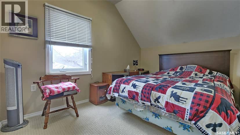 24 Railway AVENUE — photo 15 of 29