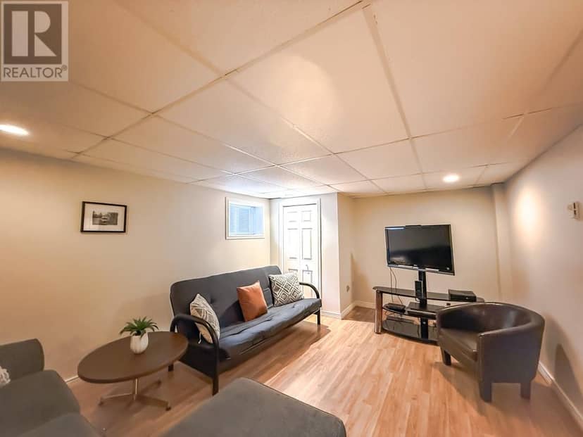 16 Heneys Pond Road — photo 10 of 40
