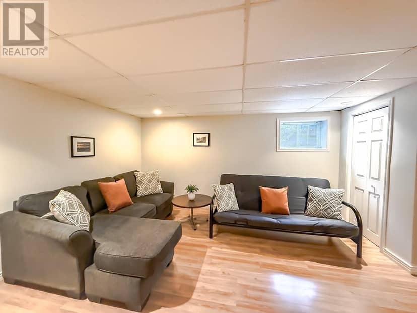 16 Heneys Pond Road — photo 9 of 40